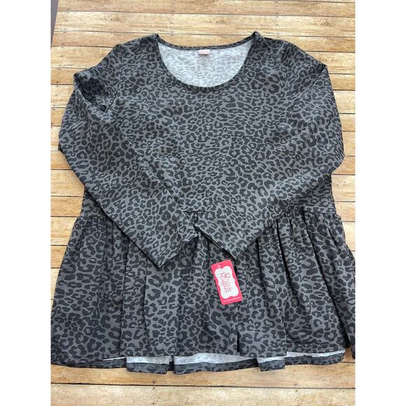 NWT Ric Rac & Ruffles Cat’s Meow Women’s Long Sleeve Peplum Top Size Large - Picture 4 of 5